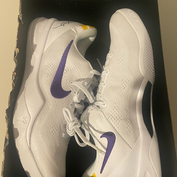 Nike Kobe 8 Protro Lakers Home HF9550-100 Men’s Size 8 - Picture 6 of 7
